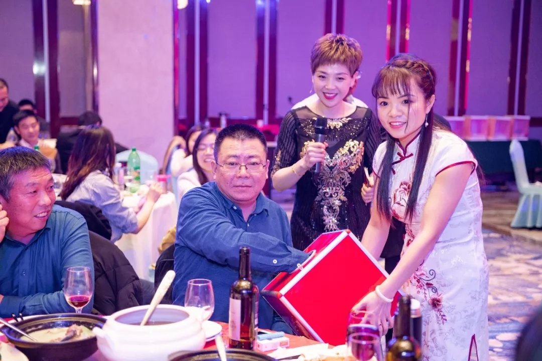 AG旗舰厅 (中国大陆) Apple Store