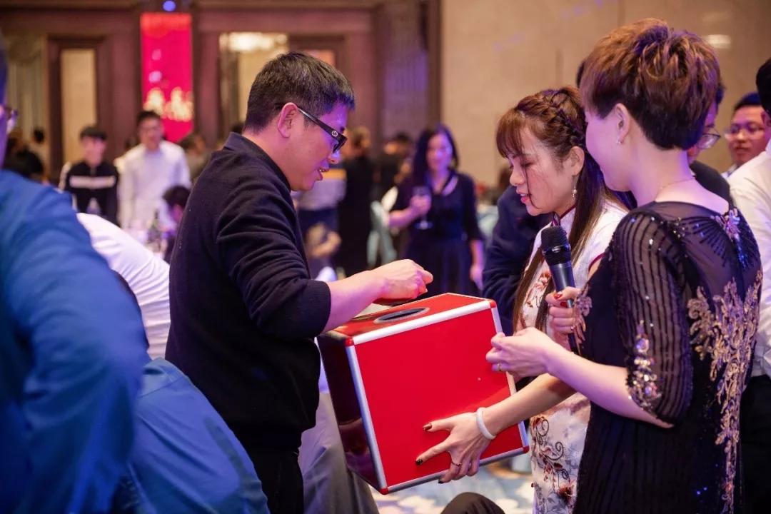 AG旗舰厅 (中国大陆) Apple Store